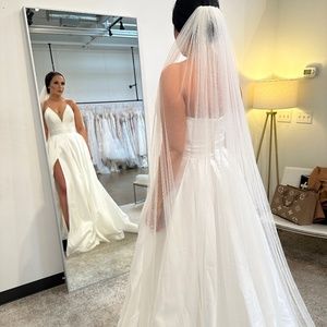 Jimme Huang Wedding Dress and Untamed Petals Veil